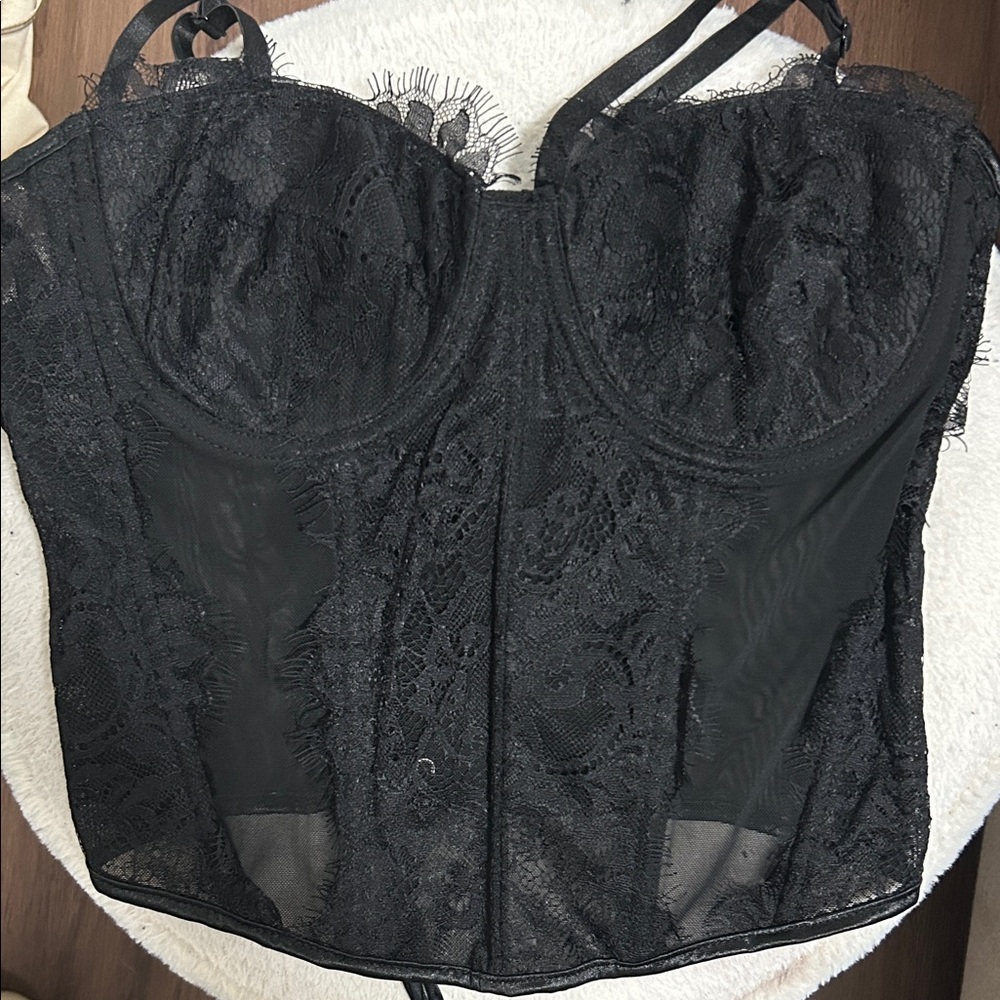 Elegant Black Lace Bustier